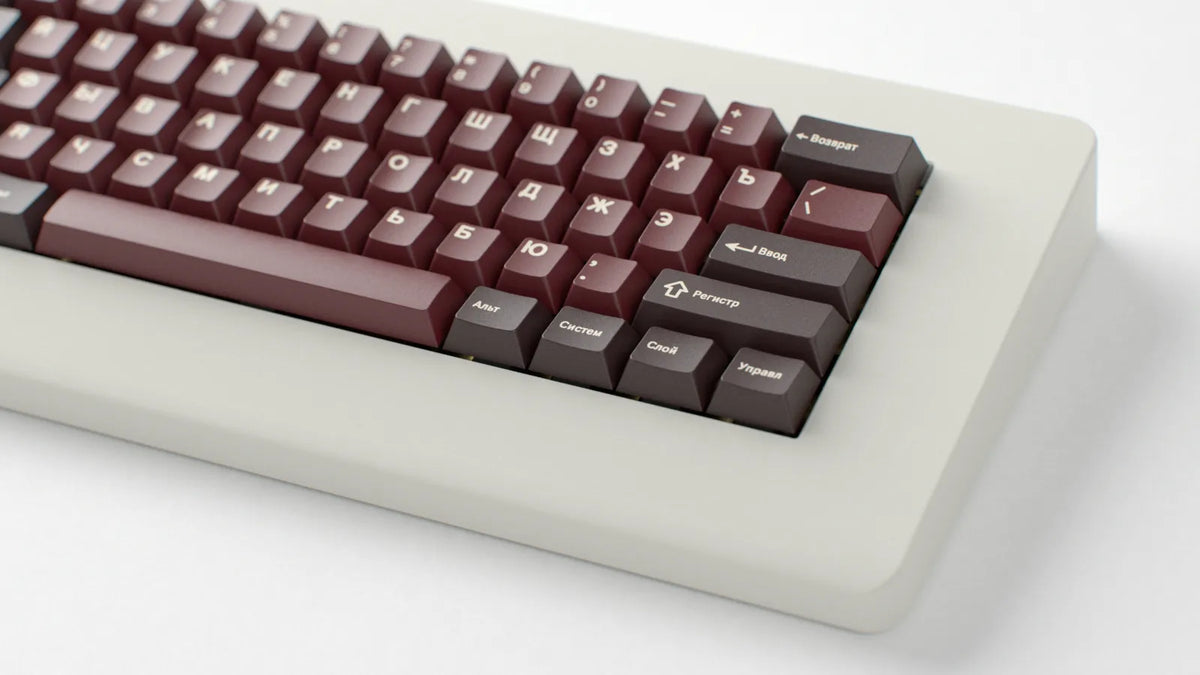 GMK CYL Varenye on Piggy close-up